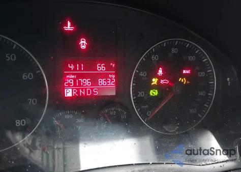 2008 Volkswagen Jetta S z USA, uszkodzony, nr VIN 3VWJM71KX8M182121